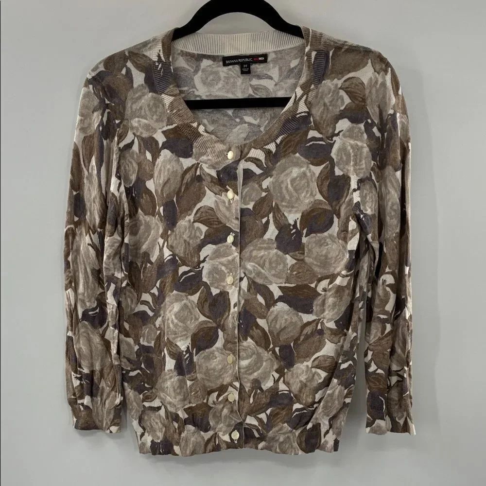 Banana Republic Brown Floral Button-Down Shirt size M